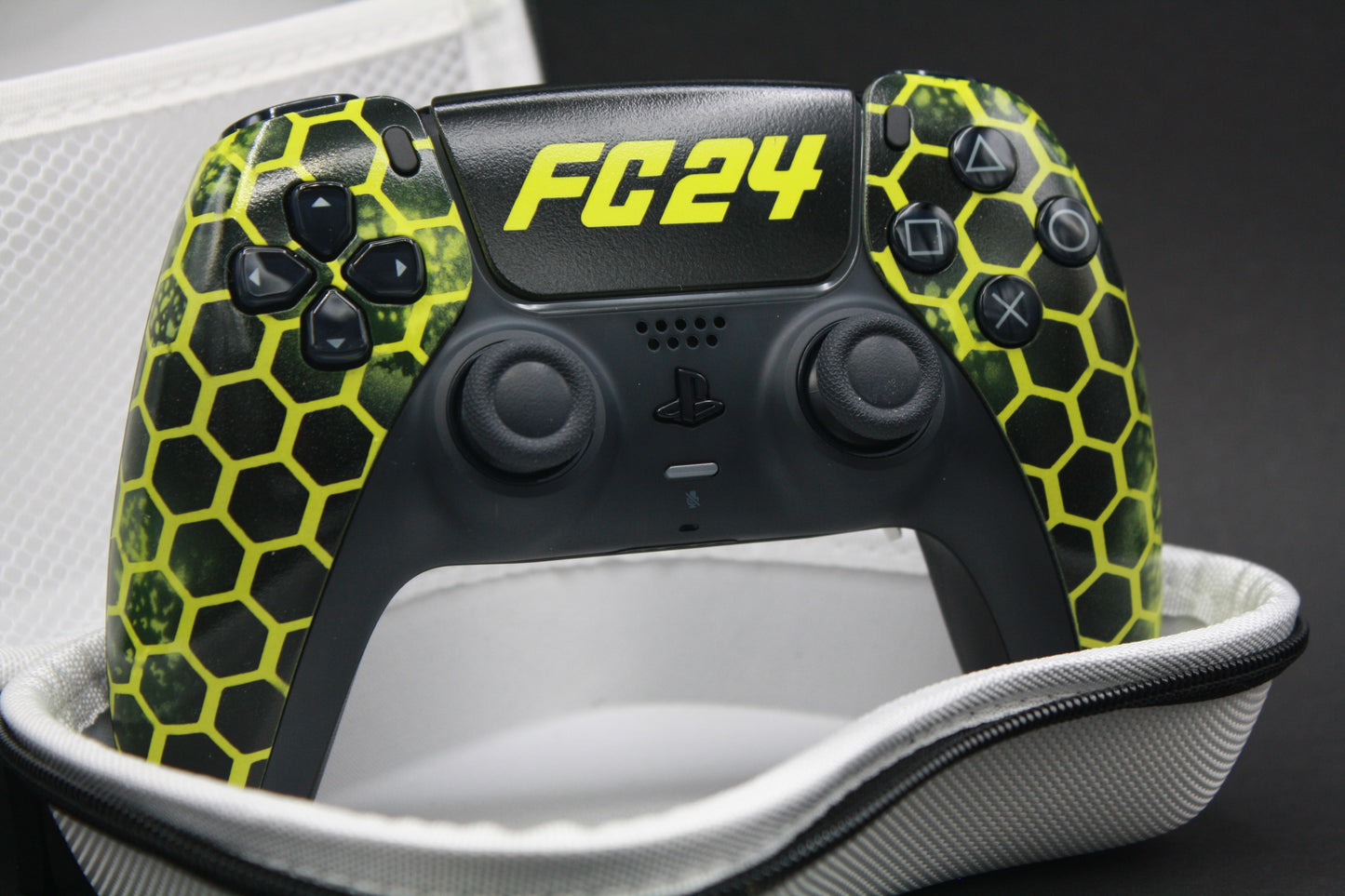 PS5 Controller "EAFC24" with two paddles